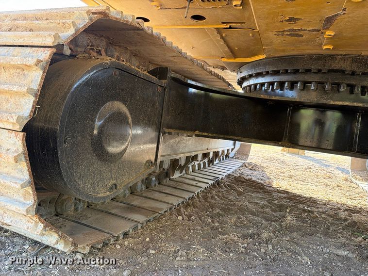 image for item FN3570 2020 Caterpillar 336 TC excavator
