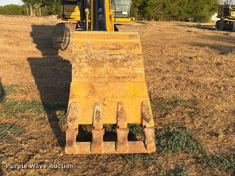 image for item FN3571 2022 Caterpillar 336 TC excavator