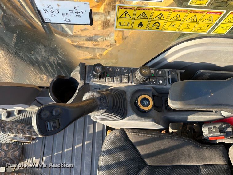 image for item FN3571 2022 Caterpillar 336 TC excavator