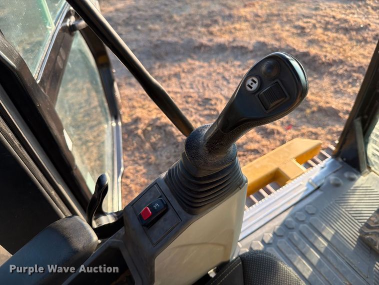 image for item FN3571 2022 Caterpillar 336 TC excavator