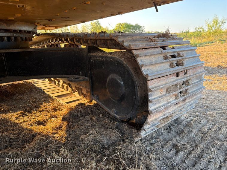 image for item FN3571 2022 Caterpillar 336 TC excavator