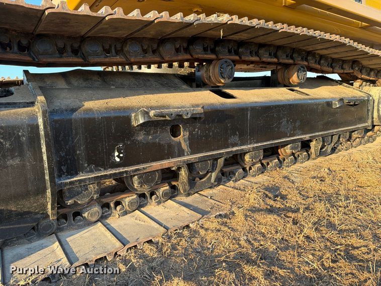image for item FN3571 2022 Caterpillar 336 TC excavator