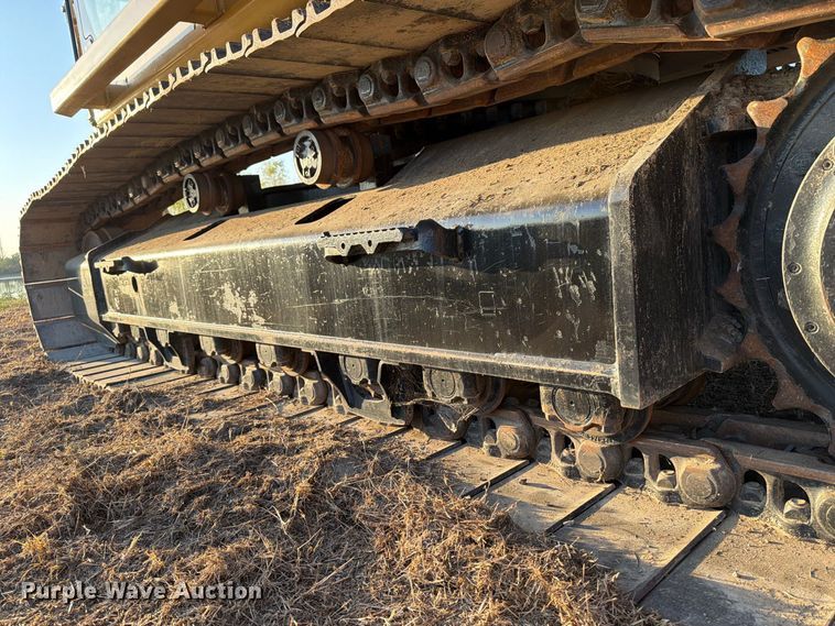 image for item FN3571 2022 Caterpillar 336 TC excavator