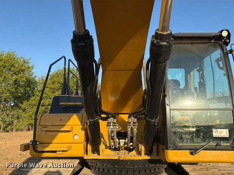 image for item FN3572 2022 Caterpillar 336 TC excavator