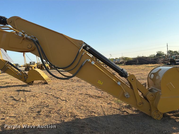image for item FN3572 2022 Caterpillar 336 TC excavator