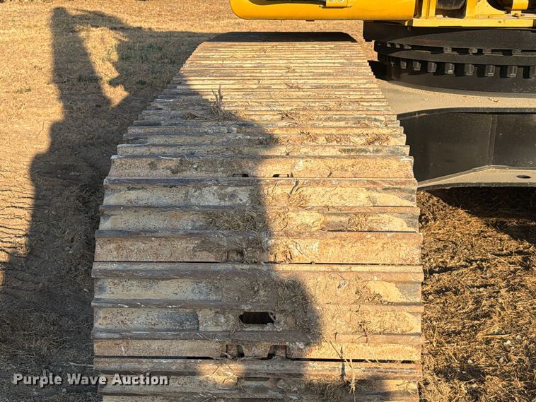 image for item FN3572 2022 Caterpillar 336 TC excavator