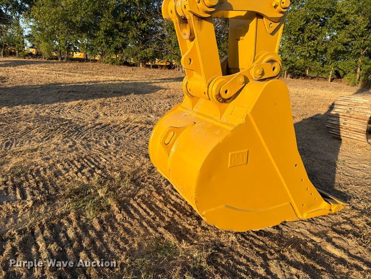 image for item FN3573 2022 Caterpillar 336 TC excavator