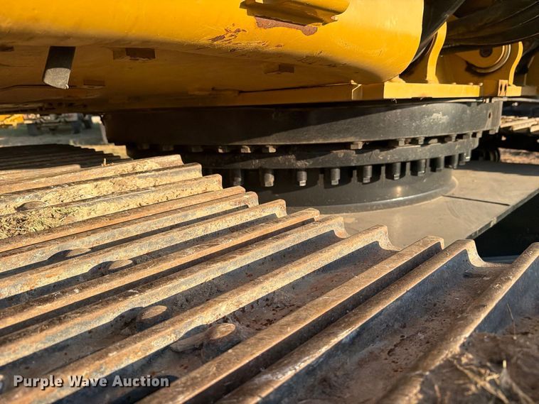 image for item FN3573 2022 Caterpillar 336 TC excavator
