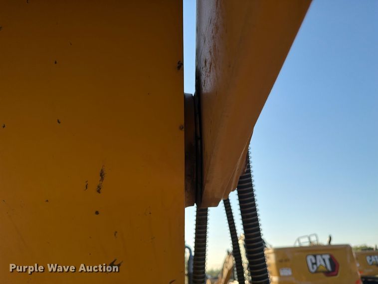 image for item FN3573 2022 Caterpillar 336 TC excavator