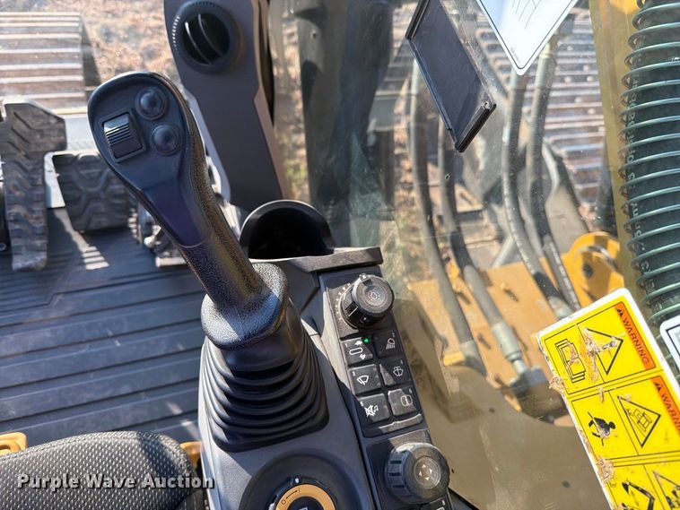 image for item FN3573 2022 Caterpillar 336 TC excavator