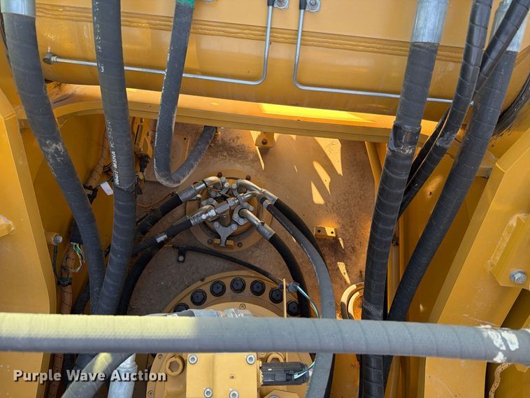image for item FN3573 2022 Caterpillar 336 TC excavator