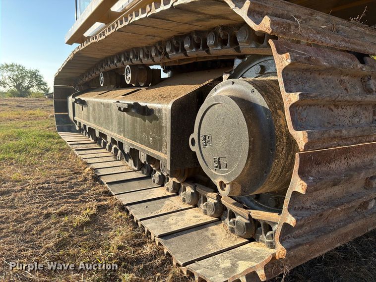 image for item FN3573 2022 Caterpillar 336 TC excavator