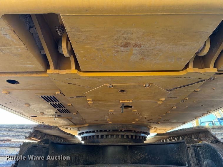 image for item FN3574 2022 Caterpillar 336 TC excavator