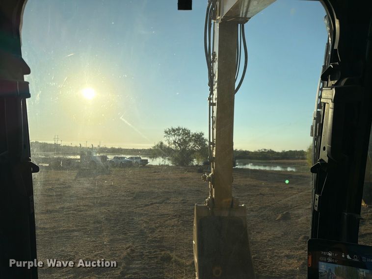 image for item FN3574 2022 Caterpillar 336 TC excavator