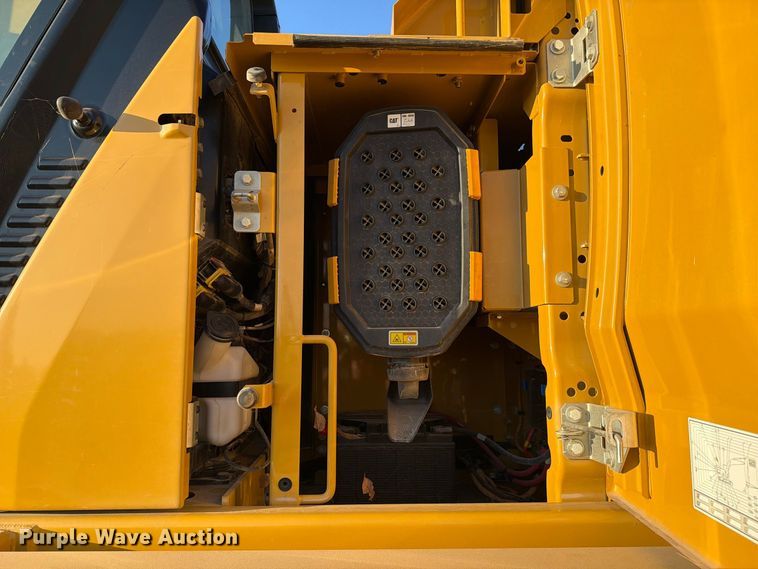 image for item FN3574 2022 Caterpillar 336 TC excavator