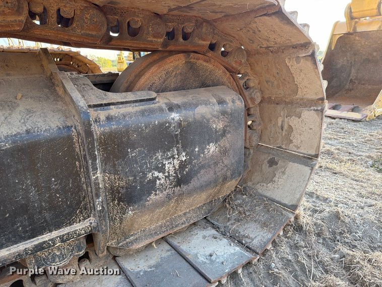 image for item FN3574 2022 Caterpillar 336 TC excavator