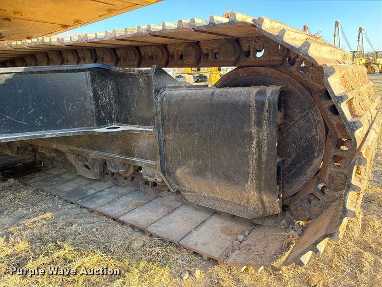 image for item FN3574 2022 Caterpillar 336 TC excavator
