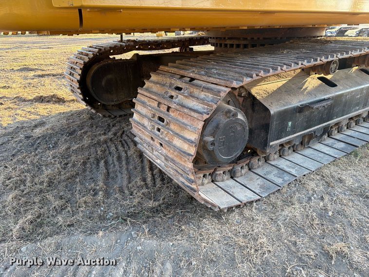 image for item FN3574 2022 Caterpillar 336 TC excavator