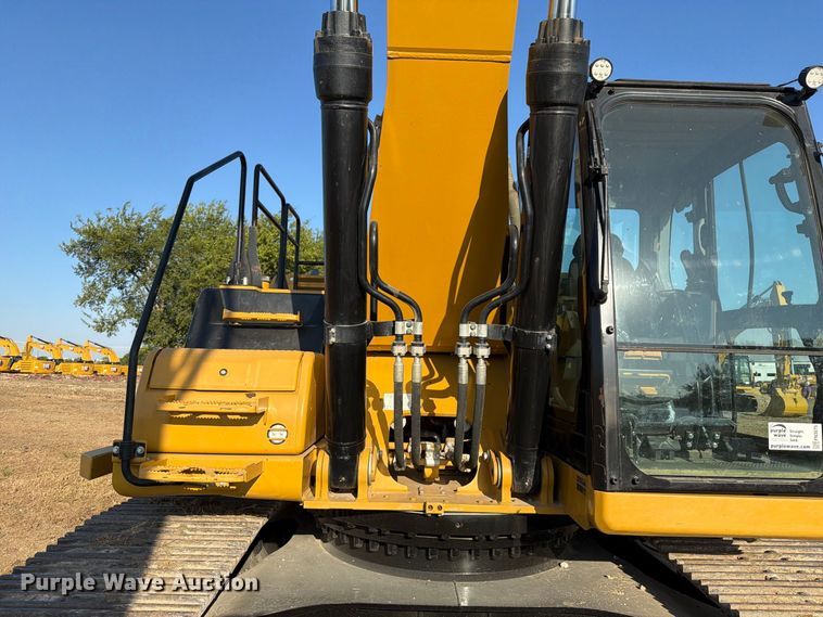 image for item FN3575 2023 Caterpillar 336 TC excavator