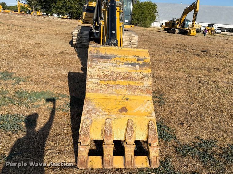 image for item FN3575 2023 Caterpillar 336 TC excavator