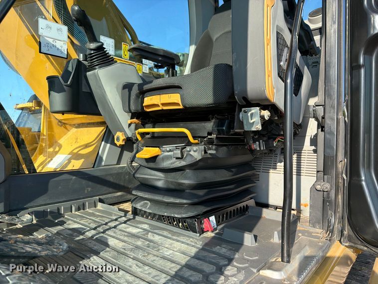 image for item FN3575 2023 Caterpillar 336 TC excavator