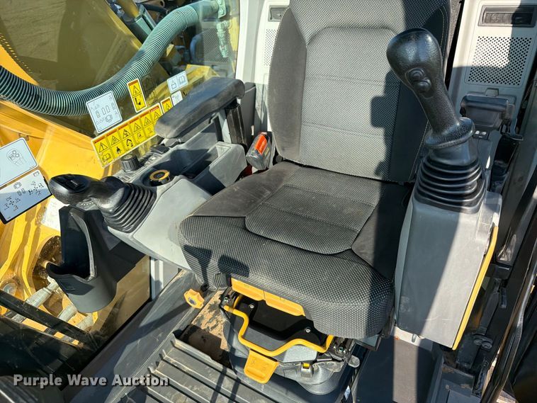 image for item FN3575 2023 Caterpillar 336 TC excavator
