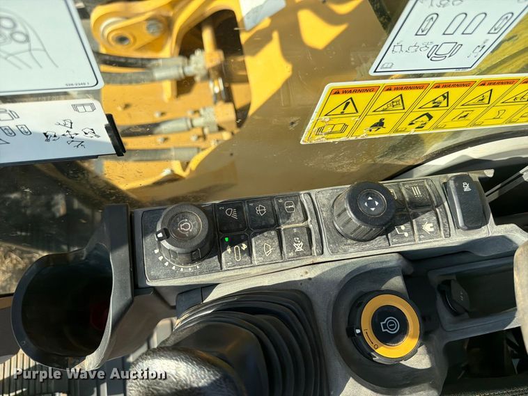 image for item FN3575 2023 Caterpillar 336 TC excavator