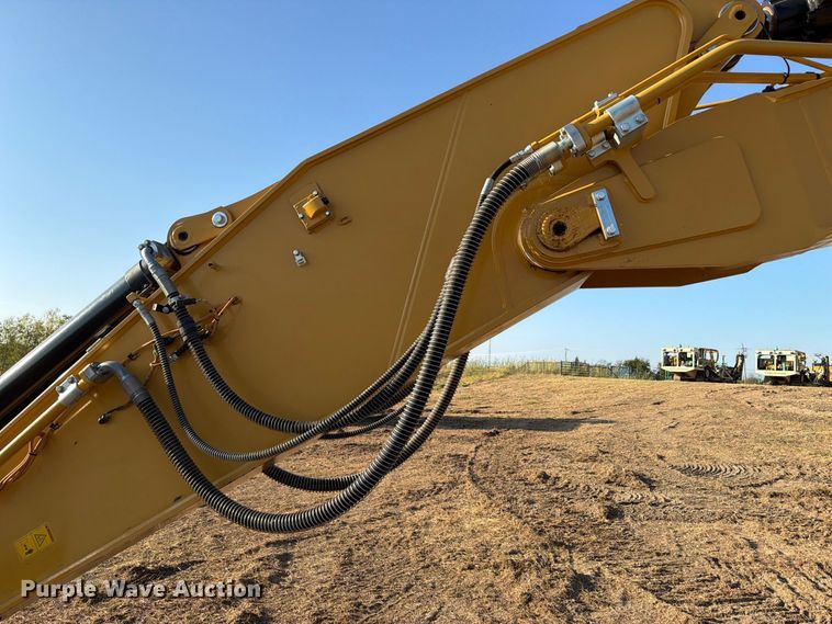 image for item FN3576 2022 Caterpillar 336 TC excavator