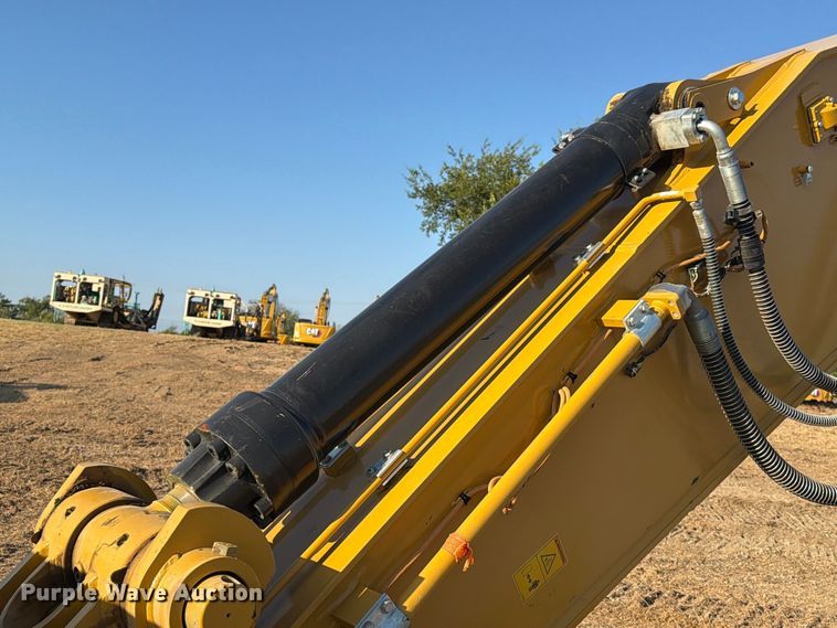 image for item FN3576 2022 Caterpillar 336 TC excavator