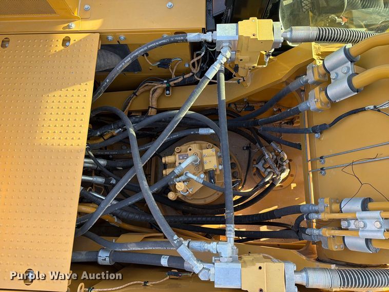 image for item FN3577 2022 Caterpillar 336 TC excavator