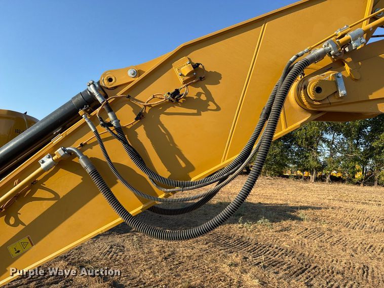 image for item FN3577 2022 Caterpillar 336 TC excavator