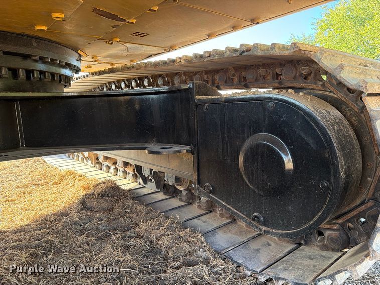 image for item FN3577 2022 Caterpillar 336 TC excavator