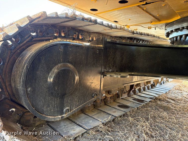 image for item FN3577 2022 Caterpillar 336 TC excavator