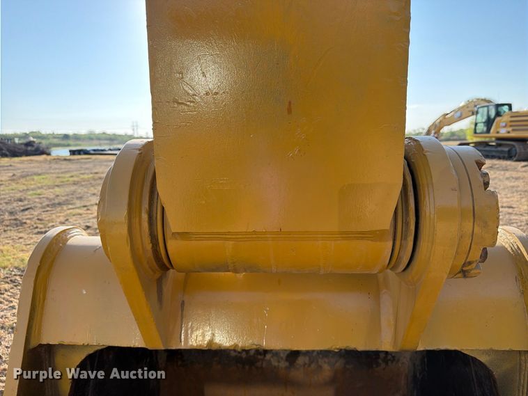 image for item FN3578 2023 Caterpillar 336 TC excavator