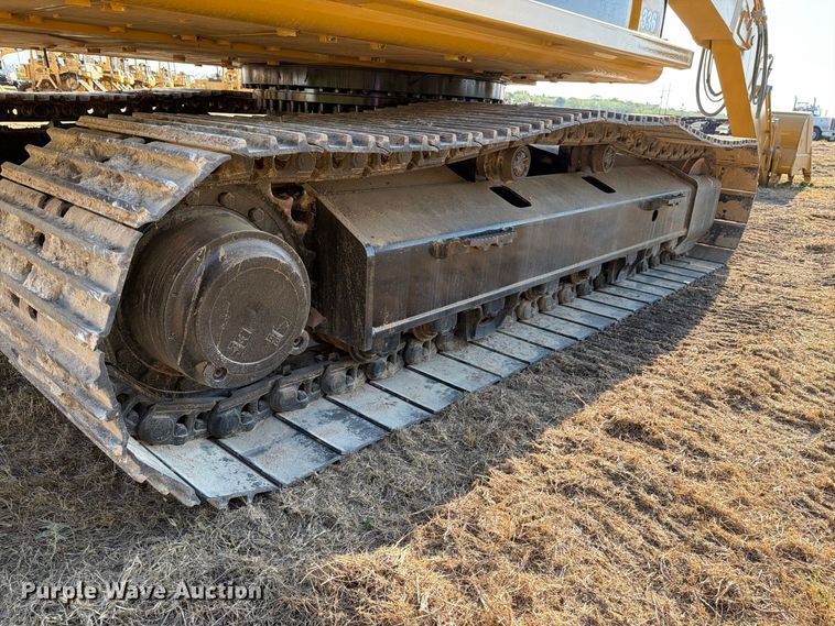 image for item FN3578 2023 Caterpillar 336 TC excavator