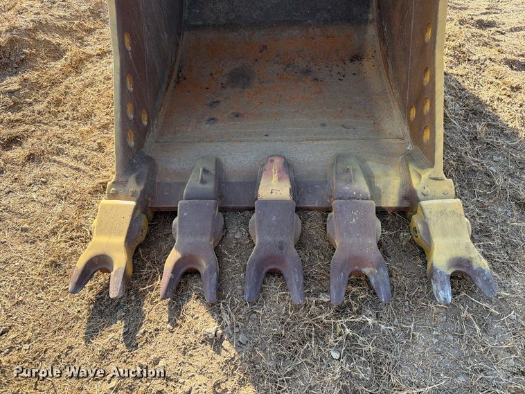image for item FN3579 2023 Caterpillar 336 TC excavator