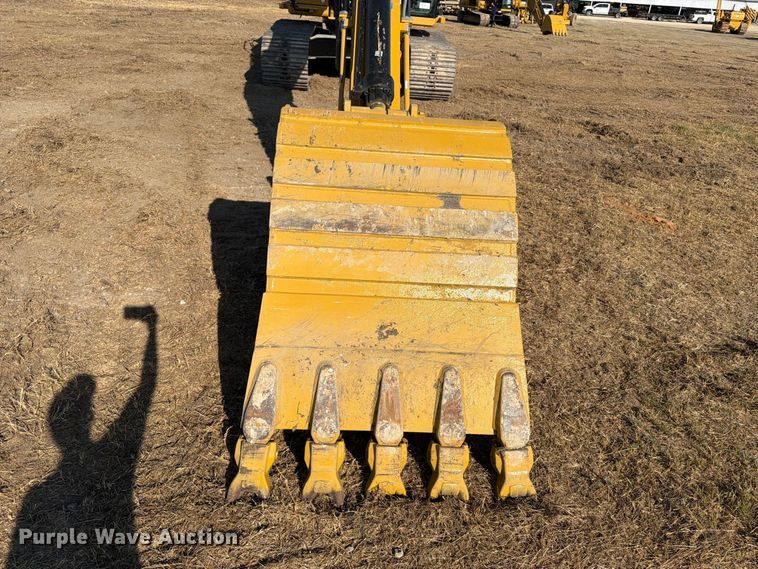 image for item FN3579 2023 Caterpillar 336 TC excavator