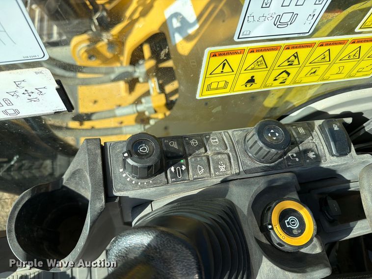 image for item FN3579 2023 Caterpillar 336 TC excavator