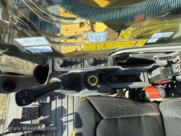 image for item FN3580 2023 Caterpillar 336 TC excavator