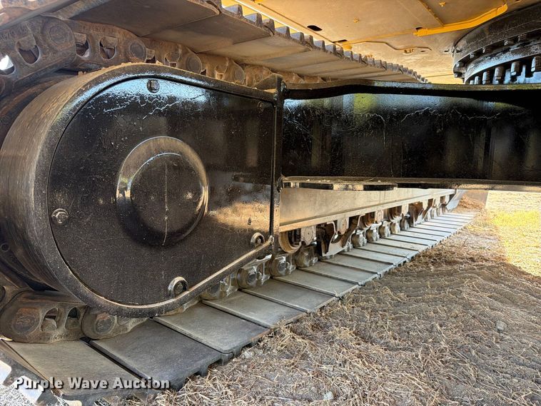 image for item FN3580 2023 Caterpillar 336 TC excavator