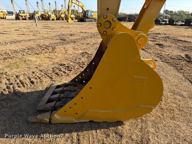 image for item FN3581 2023 Caterpillar 336 TC excavator