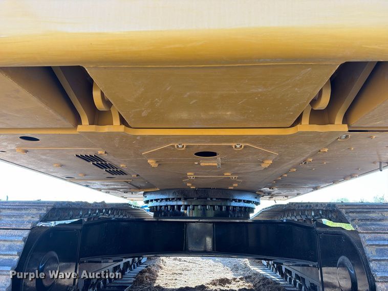 image for item FN3581 2023 Caterpillar 336 TC excavator