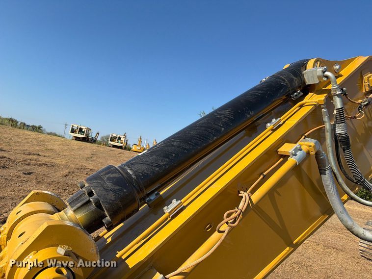image for item FN3581 2023 Caterpillar 336 TC excavator