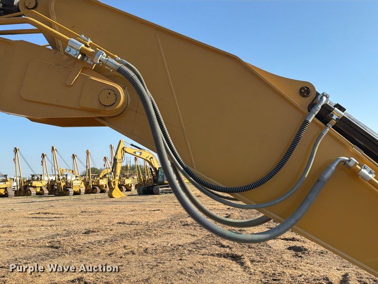 image for item FN3581 2023 Caterpillar 336 TC excavator