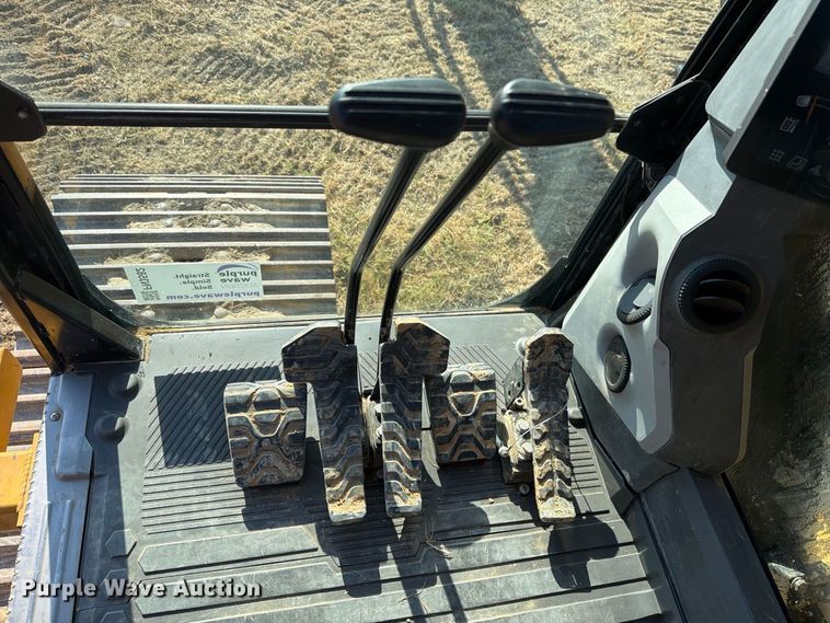 image for item FN3582 2023 Caterpillar 336 TC excavator
