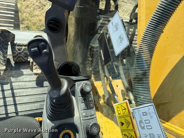 image for item FN3582 2023 Caterpillar 336 TC excavator