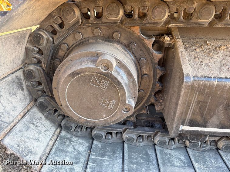 image for item FN3582 2023 Caterpillar 336 TC excavator