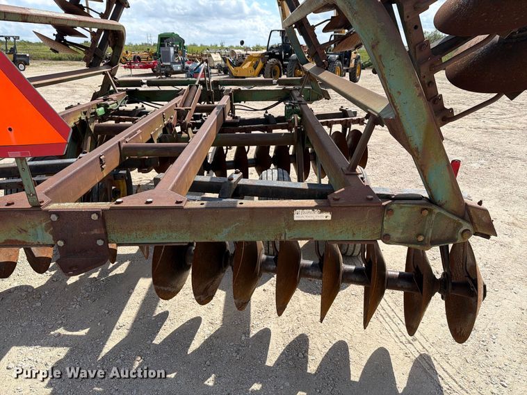 image for item FN3586 John Deere TO235 double off-set disk