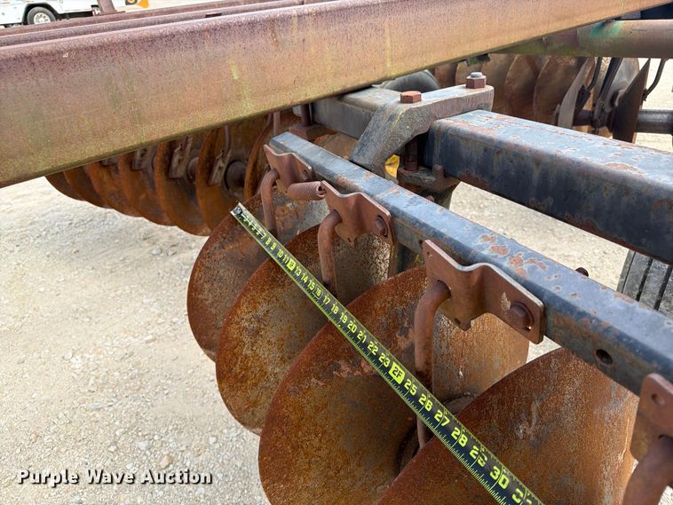 image for item FN3586 John Deere TO235 double off-set disk