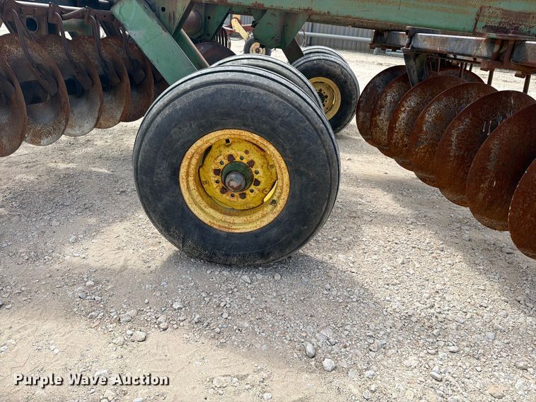 image for item FN3586 John Deere TO235 double off-set disk